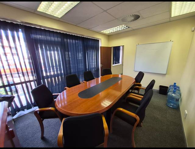 226M² OFFICE FOR SALE IN LITTLE FALLS